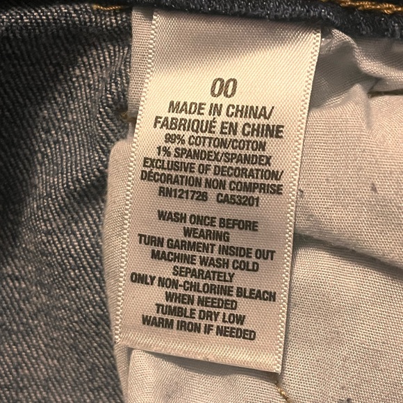 Aeropostale Medium Wash Cuffed Denim MIDI Shorts - Picture 3 of 5